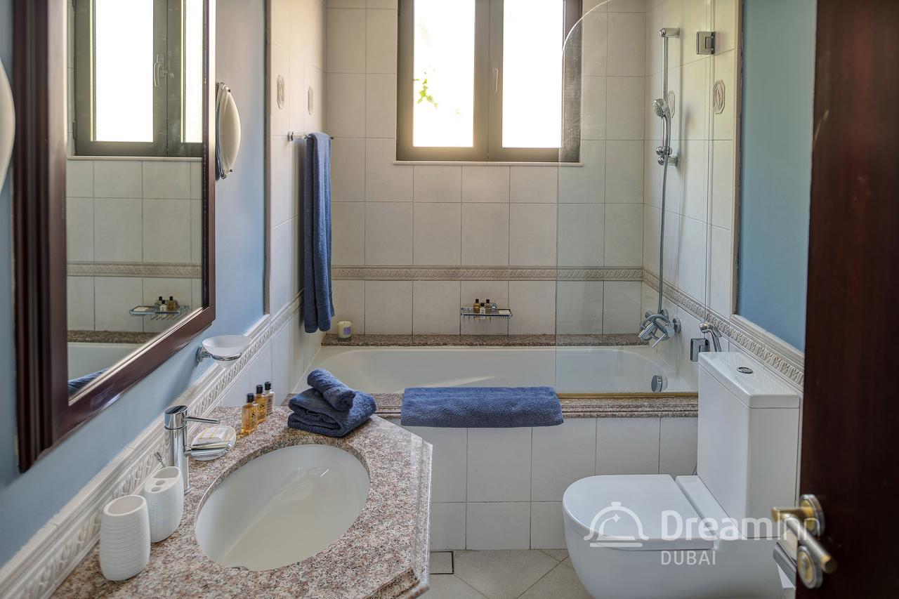 Dream Inn - Luxury Palm Beach Villa Dubai Exteriör bild